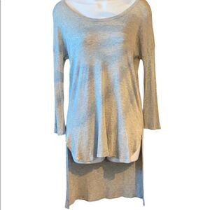 Alya gray knit tunic top Size M EUC